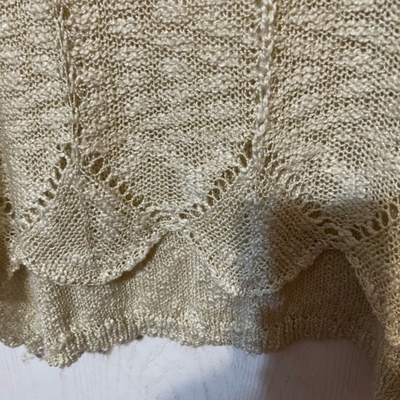 Bird Cage Tan Lightweight knit long sleeve open back sweater Size Small - Picture 4 of 5